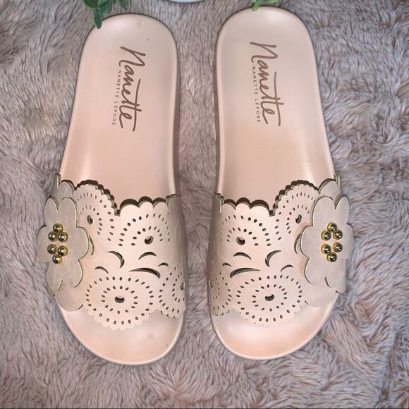 Nanette Lepore Light Pink Floral Laser Cut Slip On Summer Sandals Size: 6 - Picture 2 of 12